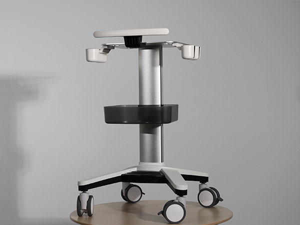 What are some of the things you encounter when using a medical cart that you find inconvenient?